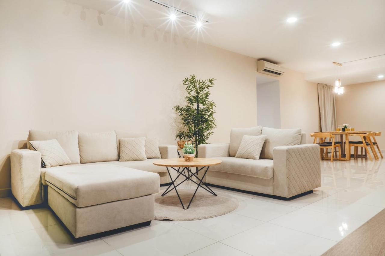 Teega Muji 4br 12 Pax W Bathtub By Our