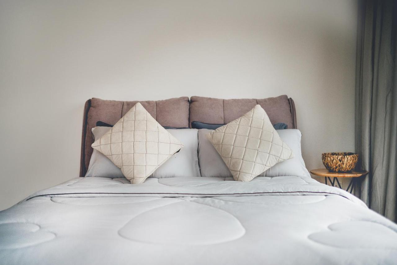 Teega Muji 4br 12 Pax W Bathtub By Our Apartment *