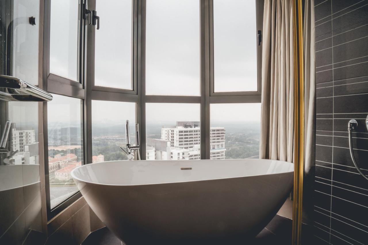 Teega Muji 4br 12 Pax W Bathtub By Our Apartment *